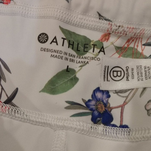 Athleta Yoga Pants - Picture 4 of 8